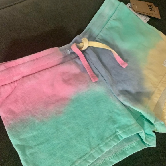 VANS Tie Dyed Shorts Women’s - NWT - Picture 4 of 5
